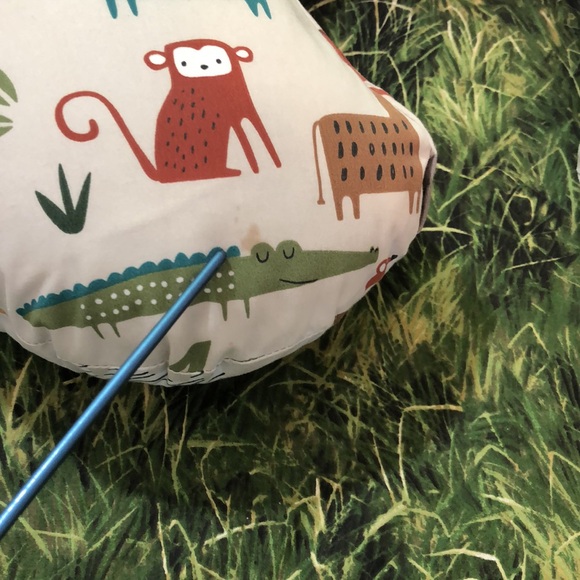 Baby Boopy Nursing Pillow - Picture 7 of 8